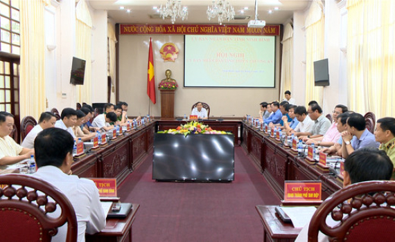 UBND tỉnh họp phi&ecirc;n thường kỳ th&aacute;ng 6