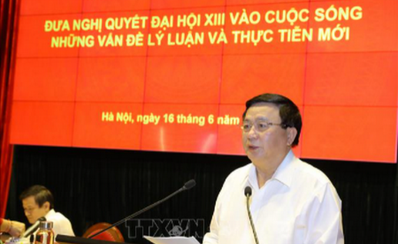 Đưa nghị quyết Đại hội XIII của Đảng v&agrave;o cuộc sống - Những vấn đề l&yacute; luận v&agrave; thực tiễn mới