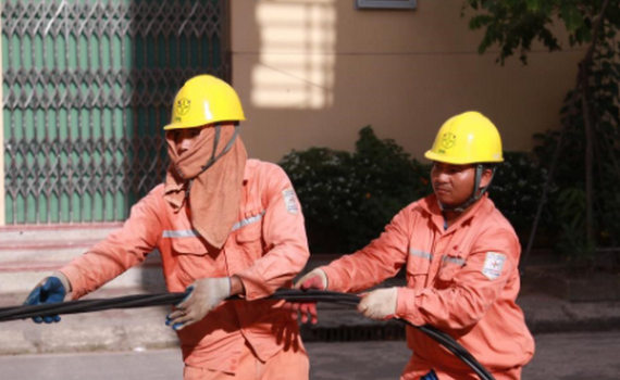 EVN chủ động ứng ph&oacute; với c&aacute;c đợt nắng n&oacute;ng cực đoan