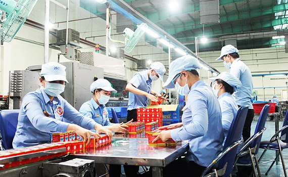 Kh&ocirc;ng sớm gỡ thủ tục, doanh nghiệp c&agrave;ng lao đao 