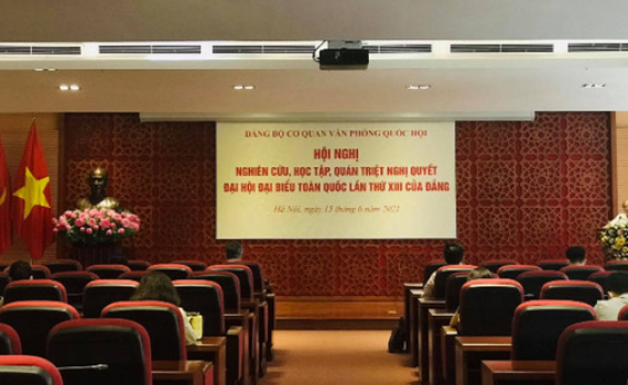 ​Qu&aacute;n triệt Nghị quyết Đại hội lần thứ XIII của Đảng 