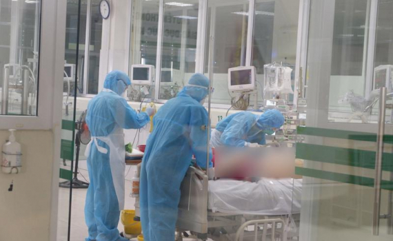 Th&ecirc;m 2 ca tử vong li&ecirc;n quan đến COVID-19 l&agrave; người cao tuổi, bệnh l&yacute; nền nặng