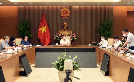 Trong th&aacute;ng 7/2021 dự kiến khoảng 8 triệu liều vắc xin ph&ograve;ng COVID-19 về Việt Nam