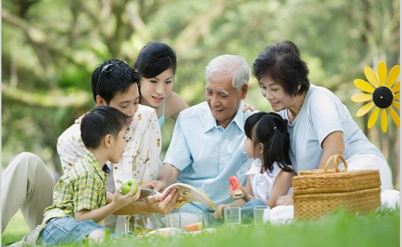 X&acirc;y dựng gia đ&igrave;nh hạnh ph&uacute;c, tạo nền tảng để x&acirc;y dựng x&atilde; hội hạnh ph&uacute;c l&agrave; vấn đề hết sức hệ trọng