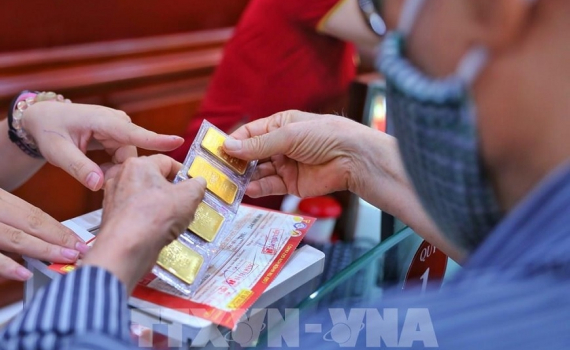 Gi&aacute; v&agrave;ng h&ocirc;m nay (7-6): Trong nước v&agrave; thế giới đều giảm