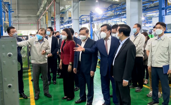 Ninh B&igrave;nh tăng cường tiếp x&uacute;c, đối thoại với doanh nghiệp