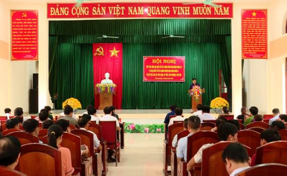 Đại biểu HĐND tỉnh tiếp x&uacute;c cử tri huyện Nho Quan