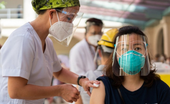 Hơn 6,3 triệu người tử vong v&igrave; COVID-19 tr&ecirc;n thế giới