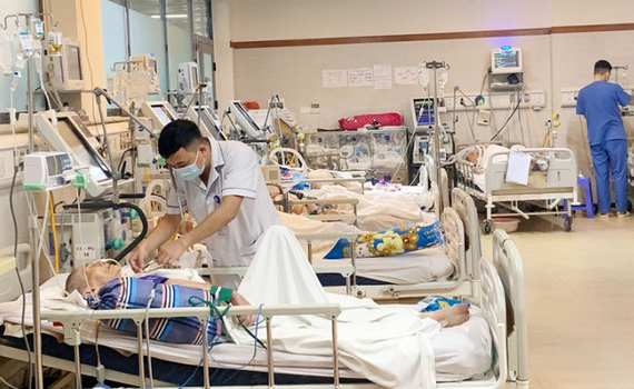 Ph&ograve;ng tr&aacute;nh đột quỵ ng&agrave;y nắng n&oacute;ng như thế n&agrave;o?