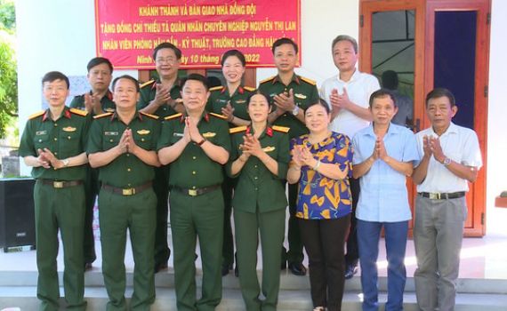 Tổng cục Hậu cần, Bộ Quốc ph&ograve;ng kh&aacute;nh th&agrave;nh v&agrave; b&agrave;n giao nh&agrave; đồng đội 