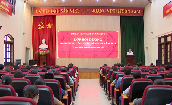 Ban D&acirc;n vận Th&agrave;nh ủy Ninh B&igrave;nh bồi dưỡng nghiệp vụ c&ocirc;ng t&aacute;c năm 2022