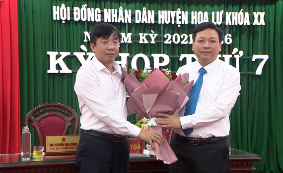 Kiện to&agrave;n chức danh Ph&oacute; Chủ tịch UBND huyện Hoa Lư