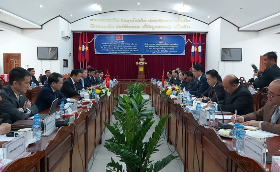 K&yacute; kết thỏa thuận hợp t&aacute;c hữu nghị Ninh B&igrave;nh &ndash; U-Đ&ocirc;m-Xay (L&agrave;o)