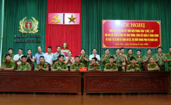 C&ocirc;ng an Kim Sơn thực hiện phong tr&agrave;o &ldquo;5 biết, 5 c&oacute;&rdquo;