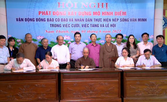 TP Ninh B&igrave;nh ph&aacute;t động m&ocirc; h&igrave;nh nếp sống văn minh trong việc cưới, việc tang v&agrave; lễ hội