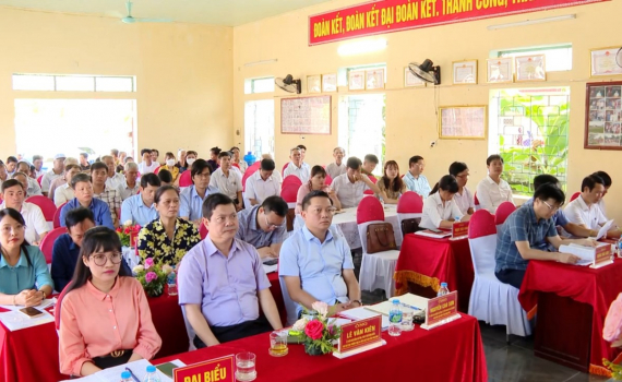 Đại biểu HĐND tỉnh tiếp x&uacute;c cử tri huyện Y&ecirc;n M&ocirc;