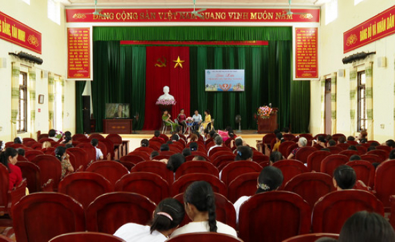Giao lưu ph&ograve;ng, chống Bạo lực gia đ&igrave;nh với chủ đề &ldquo;Chạm đến y&ecirc;u thương&rdquo; tại x&atilde; T&acirc;n Th&agrave;nh
