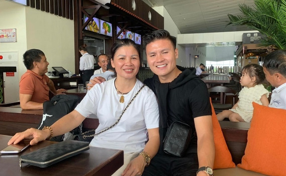 Chuy&ecirc;n gia n&oacute;i g&igrave; khi Quang Hải gia nhập Pau FC?