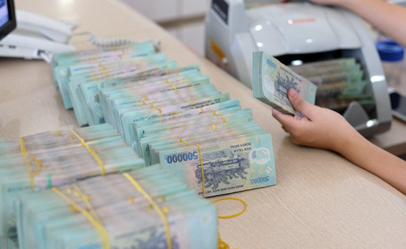 Quy định mới về l&atilde;i suất r&uacute;t trước hạn tiền gửi