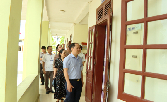 Kiểm tra c&ocirc;ng t&aacute;c chuẩn bị Kỳ thi tốt nghiệp THPT năm 2022