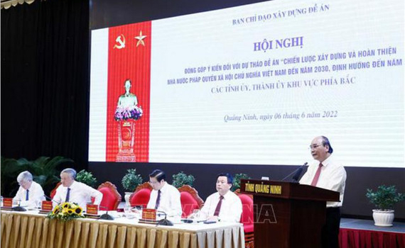 Chủ tịch nước chủ tr&igrave; hội nghị g&oacute;p &yacute; Dự thảo Đề &aacute;n x&acirc;y dựng Nh&agrave; nước ph&aacute;p quyền