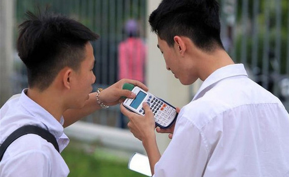 Thi tốt nghiệp trung học phổ th&ocirc;ng năm 2022: Những loại m&aacute;y t&iacute;nh bỏ t&uacute;i n&agrave;o được ph&eacute;p đem v&agrave;o ph&ograve;ng thi?
