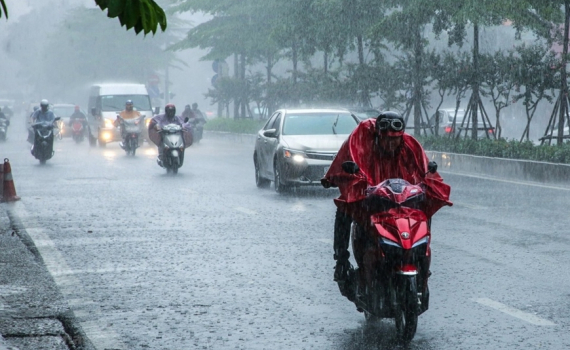 Thời tiết h&ocirc;m nay (13-6): Mưa lớn ở Bắc Bộ v&agrave; Thanh H&oacute;a
