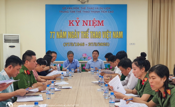 Đội tuyển Việt Nam trở lại s&acirc;n Thi&ecirc;n Trường sau 16 năm