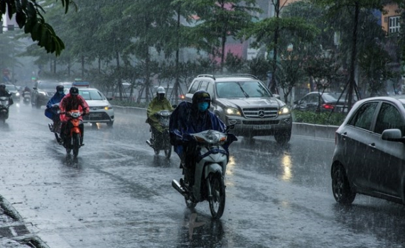 Thời tiết h&ocirc;m nay (20-6): Miền Bắc c&oacute; mưa, miền Trung nắng n&oacute;ng