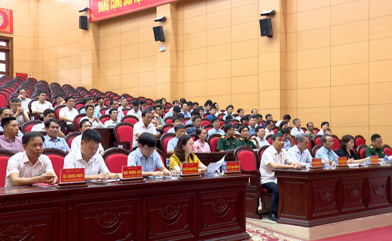 Huyện ủy Gia Viễn giới thiệu t&aacute;c phẩm của Tổng B&iacute; thư Nguyễn Ph&uacute; Trọng