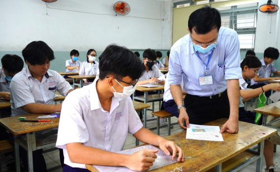Chiều nay, 27/6, hơn 1 triệu th&iacute; sinh l&agrave;m thủ tục dự thi tốt nghiệp THPT