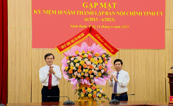 Ban Nội ch&iacute;nh Tỉnh ủy Ninh B&igrave;nh gặp mặt kỷ niệm 10 năm th&agrave;nh lập
