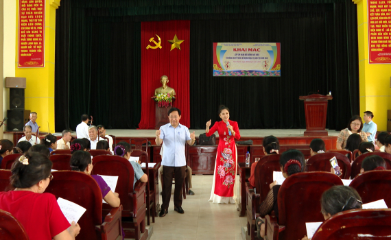 Khai mạc lớp tập huấn nghệ thuật truyền thống huyện Y&ecirc;n Kh&aacute;nh