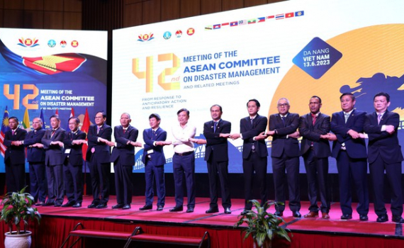 Khai mạc Hội nghị thường ni&ecirc;n lần thứ 42 Uỷ ban ASEAN về quản l&yacute; thi&ecirc;n tai