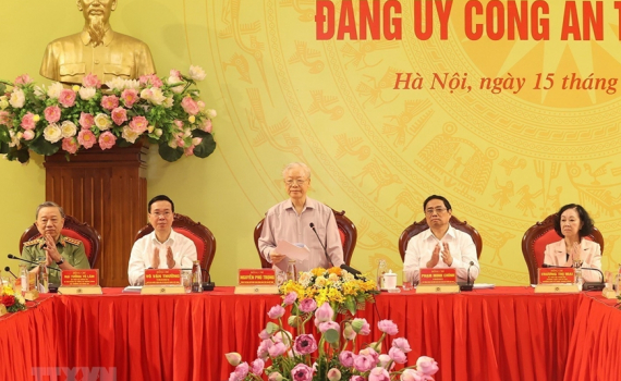 Tổng B&iacute; thư Nguyễn Ph&uacute; Trọng: Lực lượng C&ocirc;ng an nh&acirc;n d&acirc;n ph&aacute;t huy vai tr&ograve; "gương mẫu, đi đầu" trong x&acirc;y dựng, chỉnh đốn Đảng