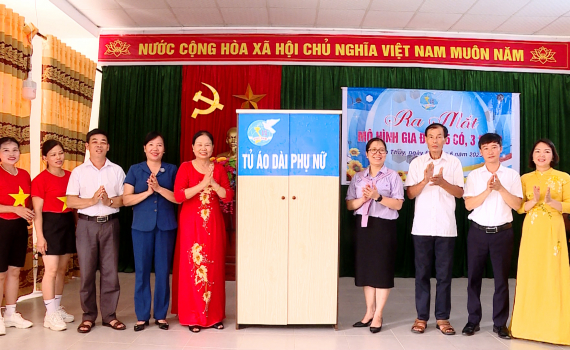 Hội Phụ nữ Nho Quan ra mắt m&ocirc; h&igrave;nh &ldquo;Gia đ&igrave;nh 5 c&oacute;, 3 sạch&rdquo; 