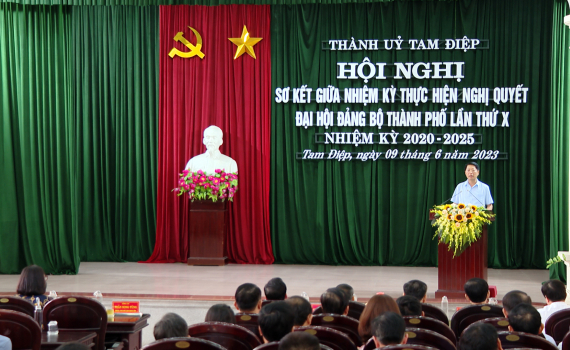 Th&agrave;nh ủy Tam Điệp sơ kết giữa nhiệm kỳ thực hiện Nghị quyết Đại hội Đảng bộ th&agrave;nh phố