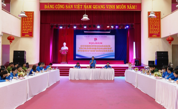 Tọa đ&agrave;m Giải ph&aacute;p thực hiện hiệu quả Chủ đề c&ocirc;ng t&aacute;c năm 2023 của Ban Chấp h&agrave;nh Đảng bộ tỉnh