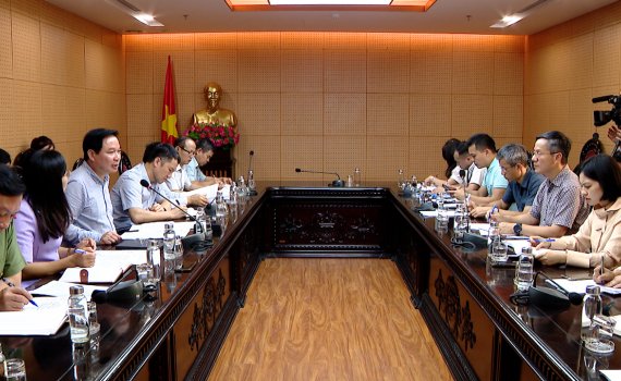 Đo&agrave;n c&ocirc;ng t&aacute;c của Bộ Ngoại giao l&agrave;m việc tại Ninh B&igrave;nh thống nhất nội dung tổ chức Hội nghị Quốc tế 