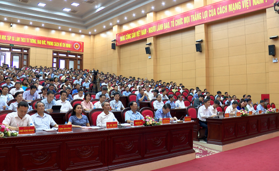 Đo&agrave;n Đại biểu Quốc hội tỉnh tiếp x&uacute;c cử tri c&aacute;c huyện Gia Viễn, Hoa Lư, Y&ecirc;n Kh&aacute;nh 