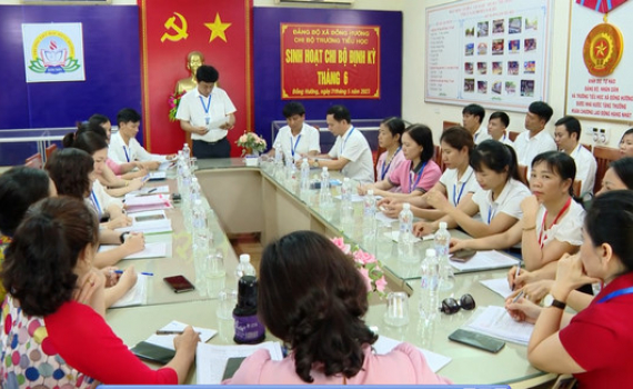 Sinh hoạt Chi bộ tại x&atilde; Đồng Hướng, huyện Kim Sơn gắn liền với thực tiễn v&agrave; nhiệm vụ được giao