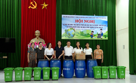 Ninh H&ograve;a ra mắt m&ocirc; h&igrave;nh &ldquo;Khu d&acirc;n cư ph&acirc;n loại r&aacute;c thải tại nguồn&rdquo;