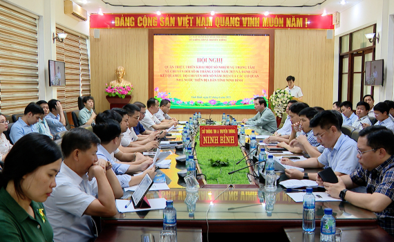 Sở Th&ocirc;ng tin v&agrave; Truyền th&ocirc;ng triển khai một số nhiệm vụ trọng t&acirc;m về chuyển đổi số 6 th&aacute;ng cuối năm