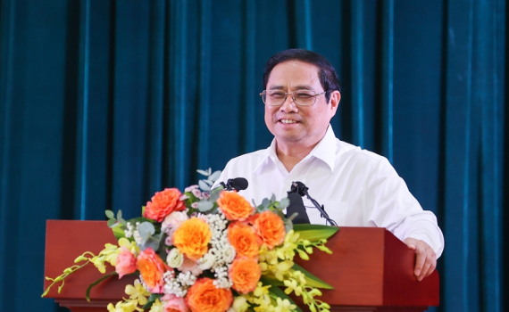 Thủ tướng Phạm Minh Ch&iacute;nh: B&aacute;o ch&iacute; phải đi đầu trong ph&aacute;t hiện, biểu dương người tốt, việc tốt, lấy t&iacute;ch cực đẩy l&ugrave;i ti&ecirc;u cực