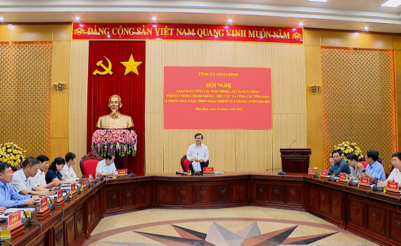 Hội nghị giao ban c&ocirc;ng t&aacute;c nội ch&iacute;nh, cải c&aacute;ch tư ph&aacute;p, ph&ograve;ng chống tham nhũng ti&ecirc;u cực v&agrave; c&ocirc;ng t&aacute;c t&ocirc;n gi&aacute;o