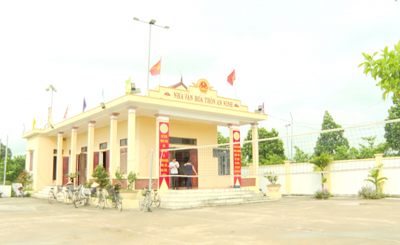 Gia Viễn đẩy mạnh x&acirc;y dựng n&ocirc;ng th&ocirc;n mới