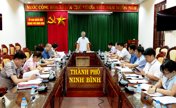Ban Ph&aacute;p chế HĐND tỉnh gi&aacute;m s&aacute;t việc giải quyết c&aacute;c &yacute; kiến, kiến nghị của cử tri TP.Ninh B&igrave;nh