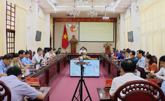 Th&uacute;c đẩy n&acirc;ng cao chất lượng cung cấp v&agrave; sử dụng dịch vụ c&ocirc;ng trực tuyến