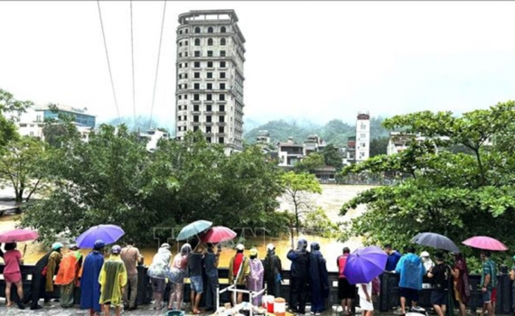 Thời tiết h&ocirc;m nay (13-6): V&ugrave;ng n&uacute;i ph&iacute;a Bắc đề ph&ograve;ng nguy cơ xảy ra lũ qu&eacute;t, sạt lở đất