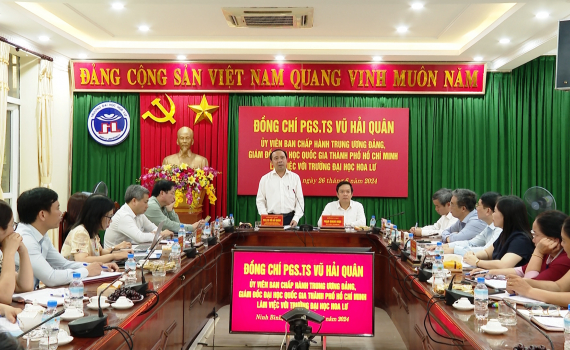 Đại học Quốc gia TP. Hồ Ch&iacute; Minh l&agrave;m việc với Trường Đại học Hoa Lư